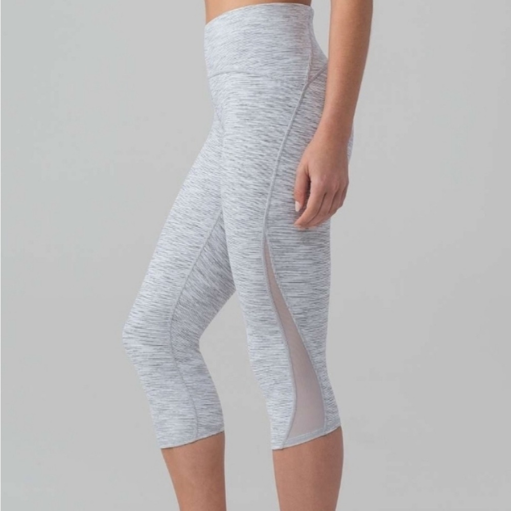 Lululemon calf leggings